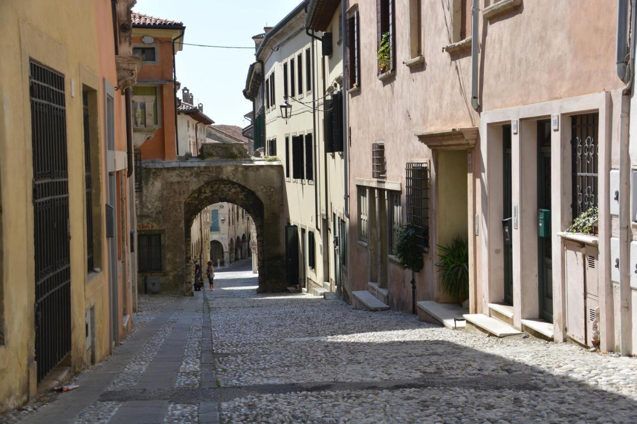 ヴィットリオ・ヴェネトAccogliente Locale Con Terrazzo In Centro Storicoアパートメント エクステリア 写真