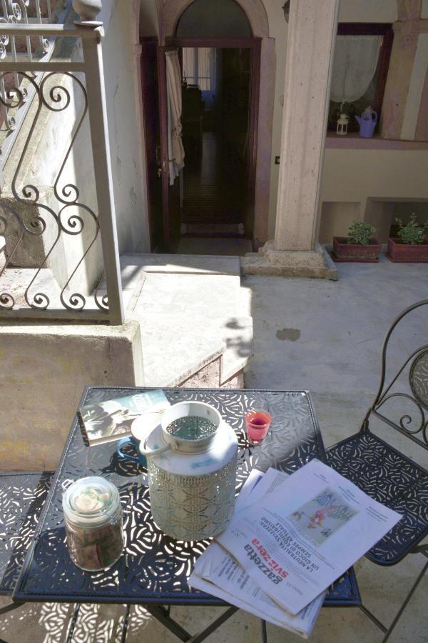 ヴィットリオ・ヴェネトAccogliente Locale Con Terrazzo In Centro Storicoアパートメント エクステリア 写真